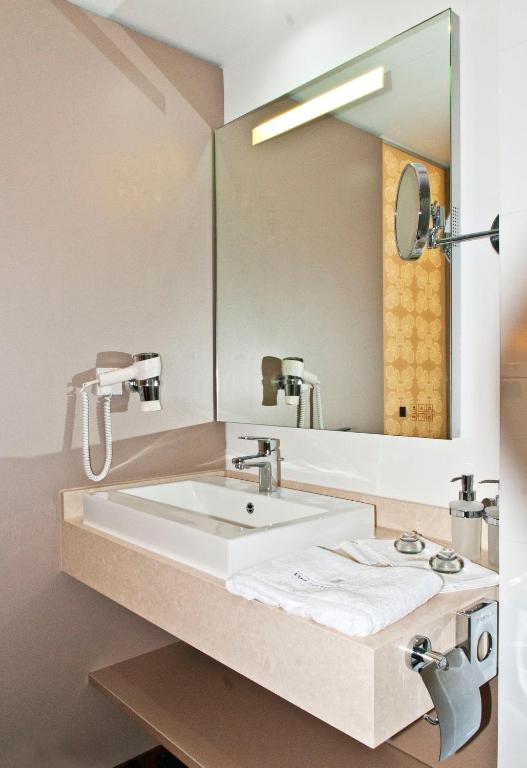Hotel Vier Jahreszeiten Berlin City חדר תמונה