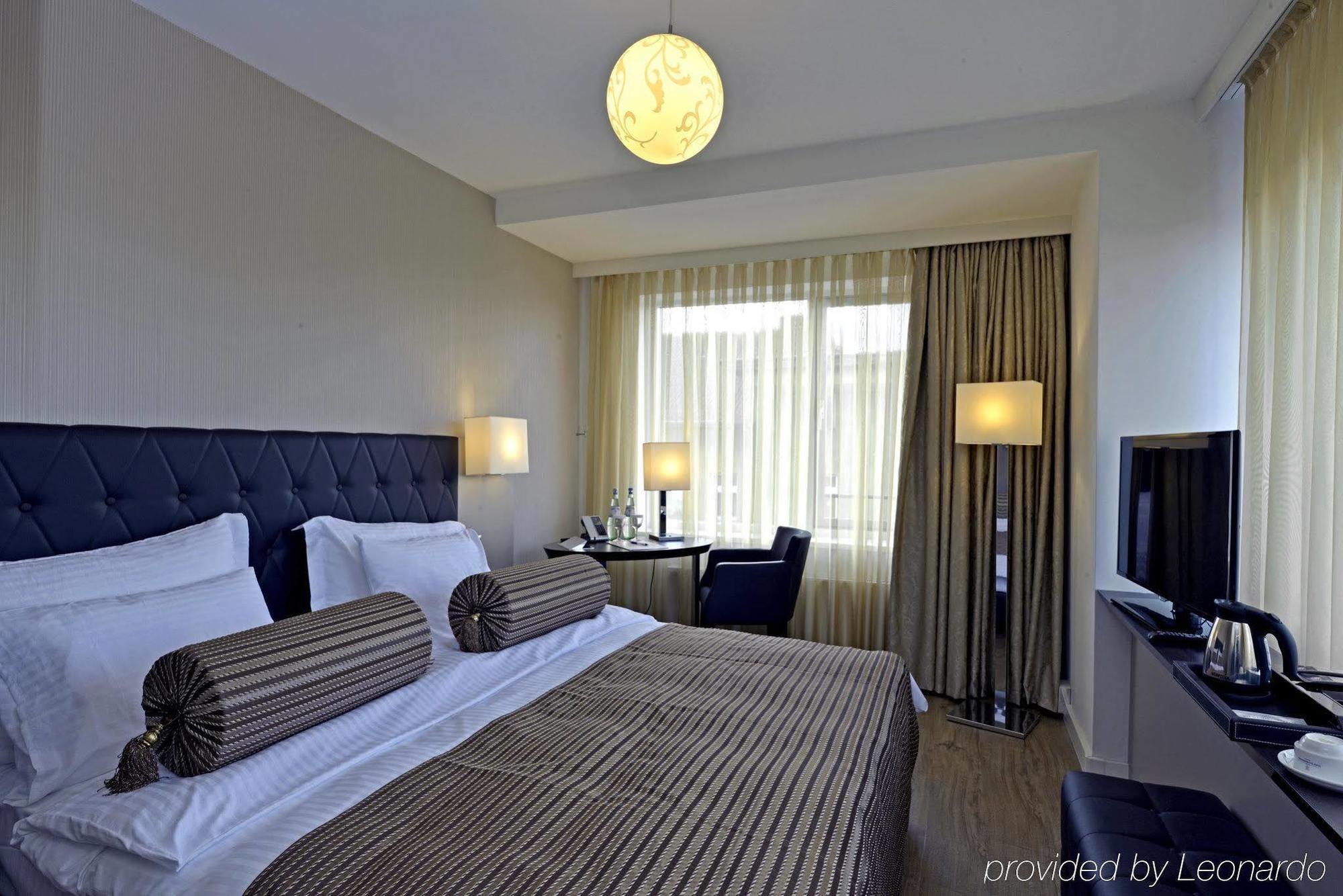 Hotel Vier Jahreszeiten Berlin City מראה חיצוני תמונה