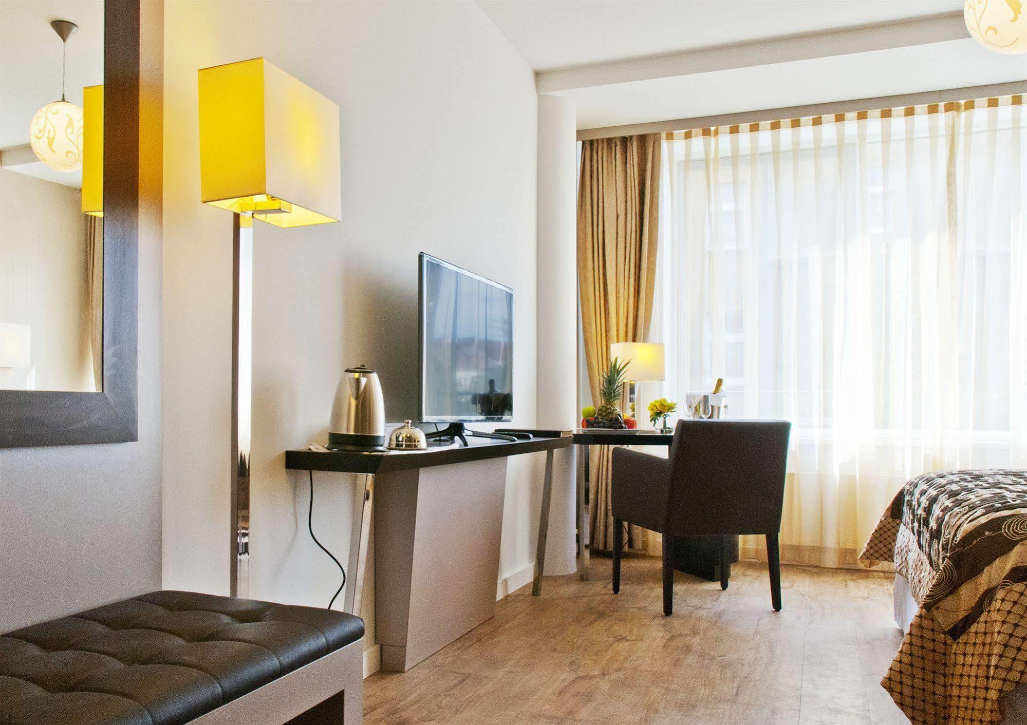 Hotel Vier Jahreszeiten Berlin City מראה חיצוני תמונה